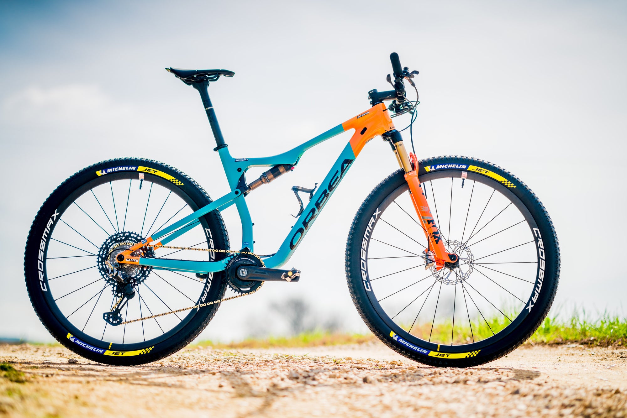 KMC Orbea bike check w/ Milan Vader