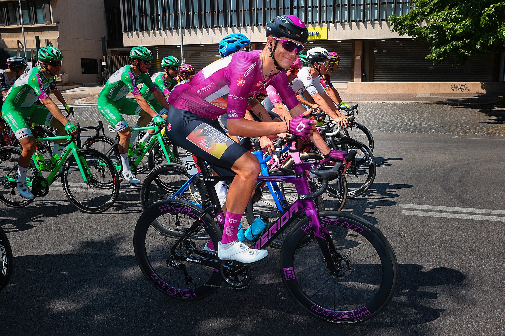 106° Giro d'Italia - 3 maglie, 9 vittorie di tappa e tante emozioni
