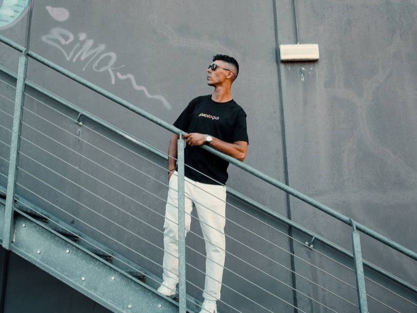 Prologo apparel: per essere i primi del gruppo anche nel giorno di riposo.